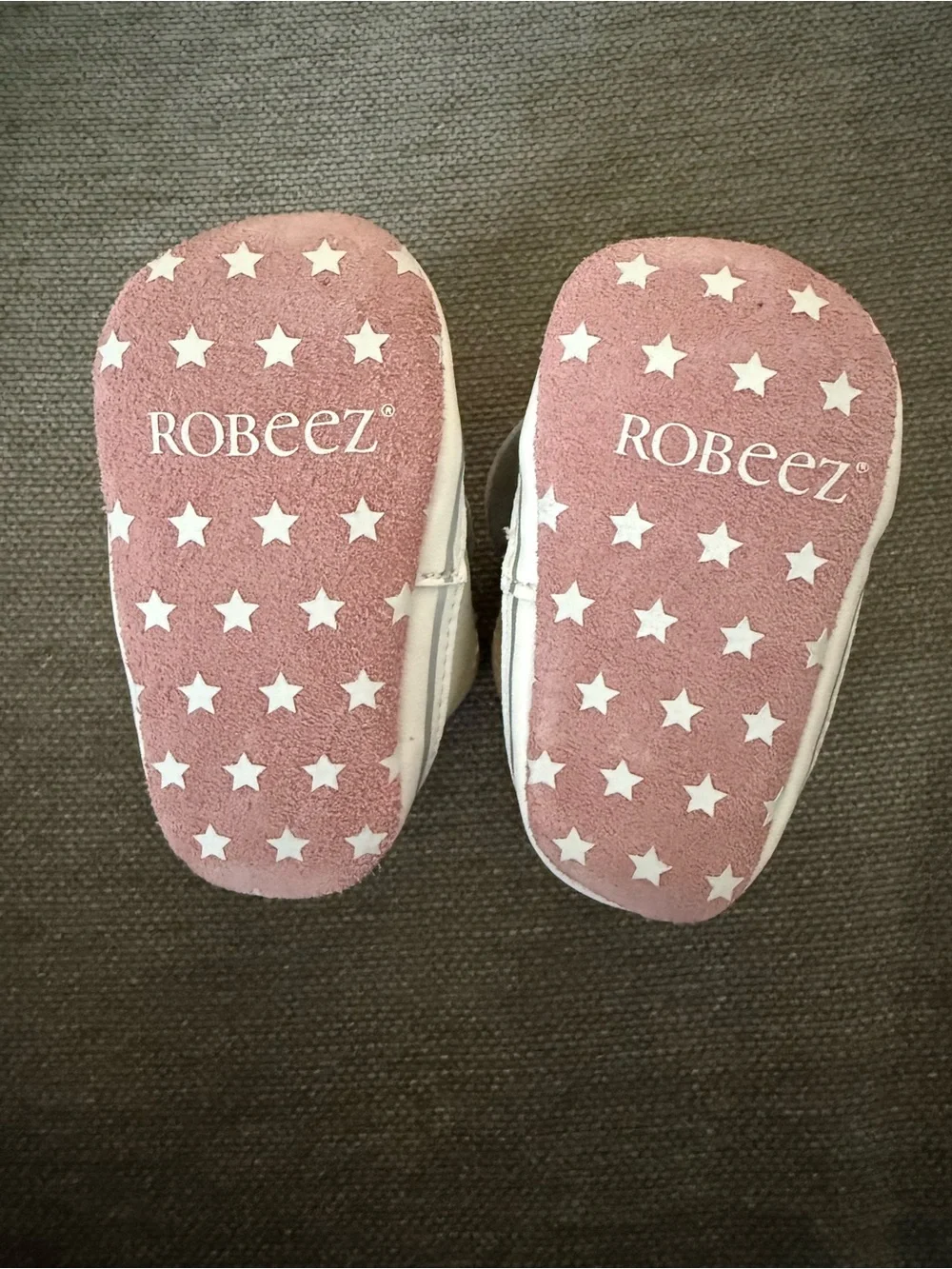 Robeez Baby Bow Soft Moccasins - White